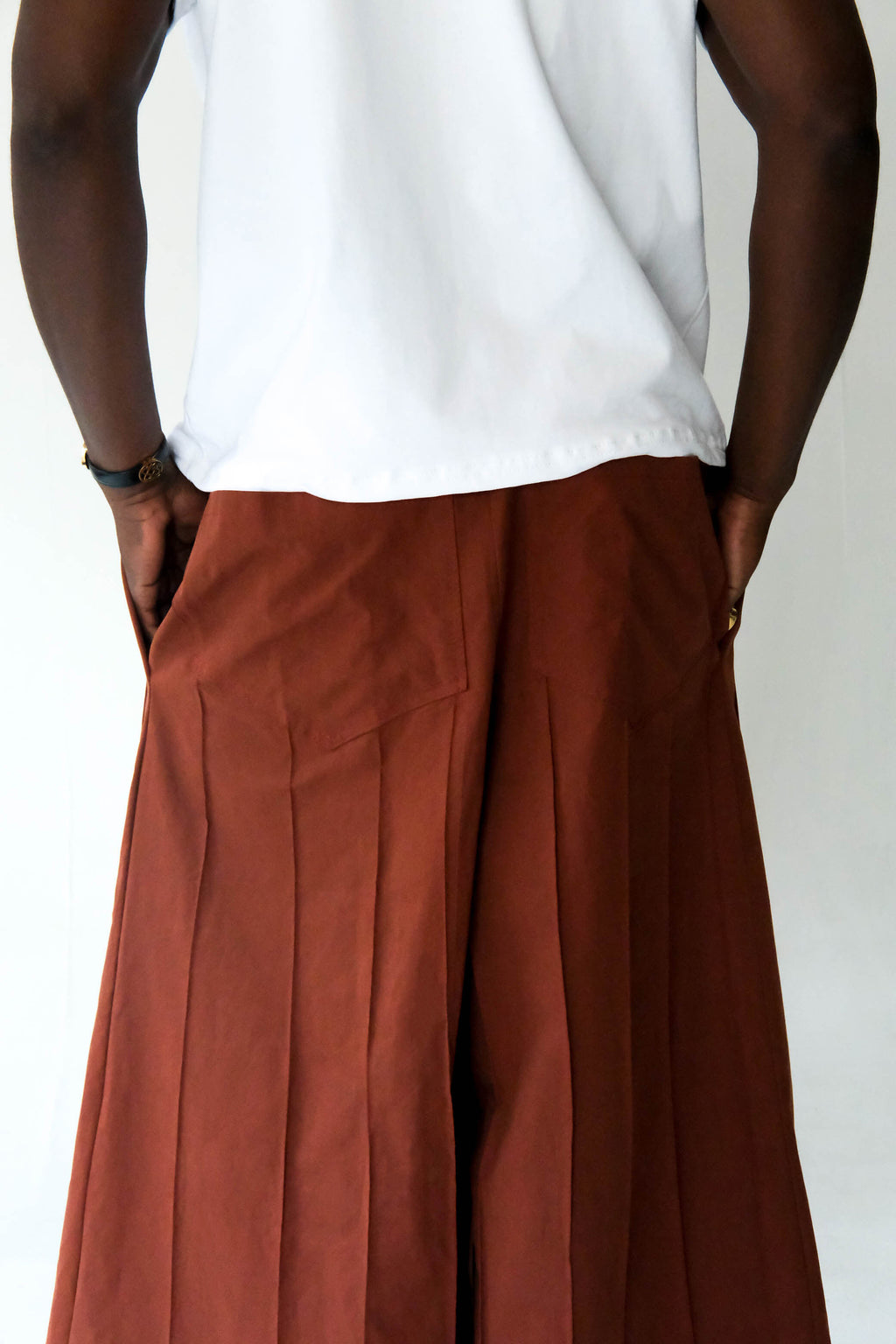 Brick Pin-Tuck Hakama Pleated Trousers