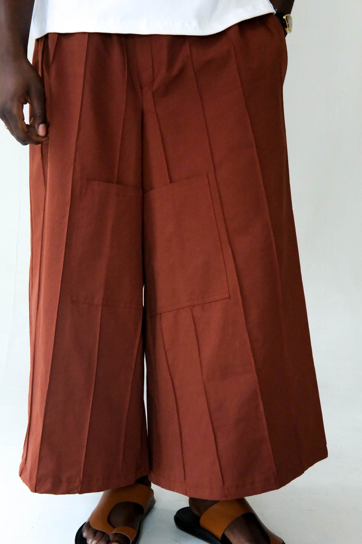 Brick Pin-Tuck Hakama Pleated Trousers