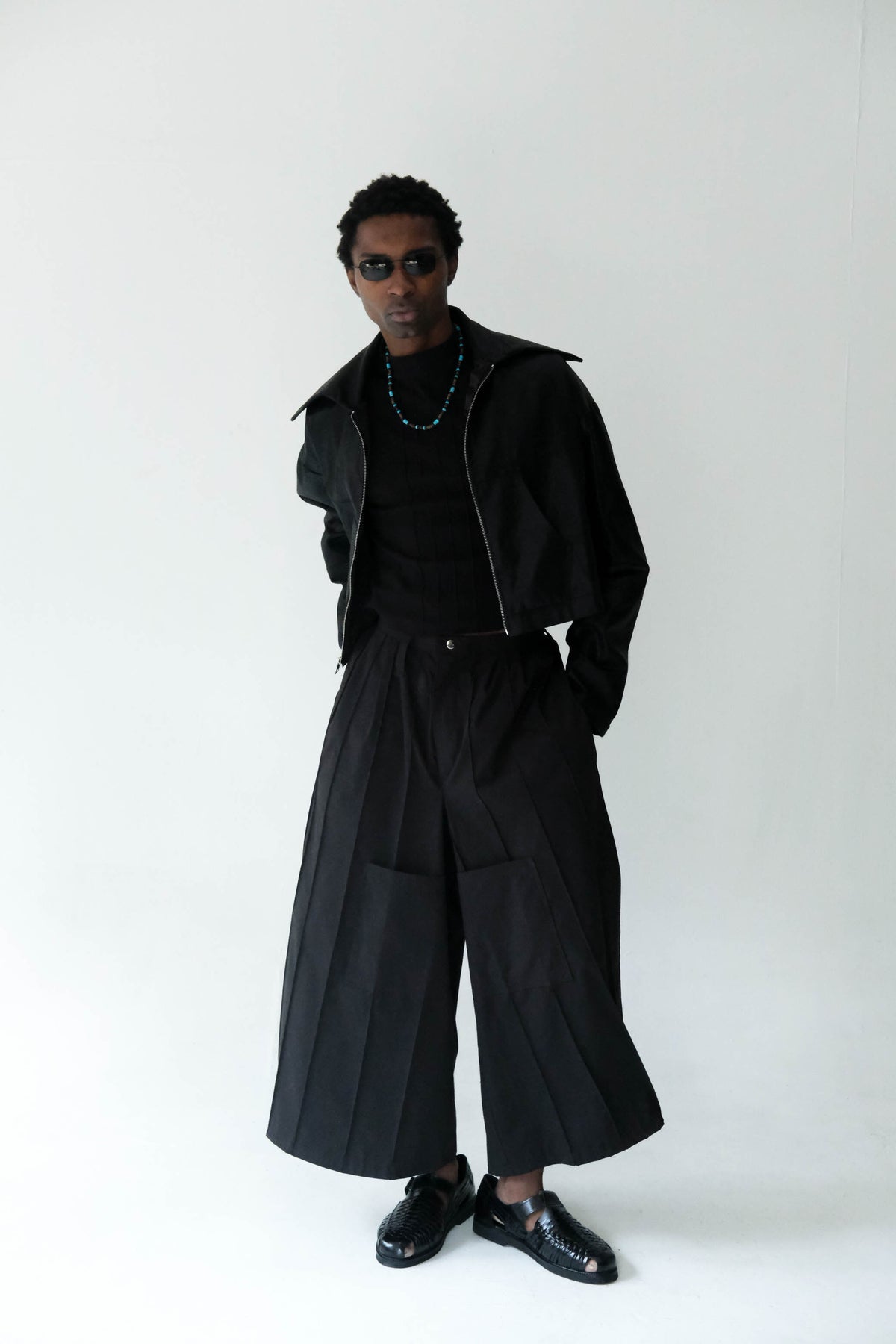 Black Pin-Tuck Hakama Pleated Trousers